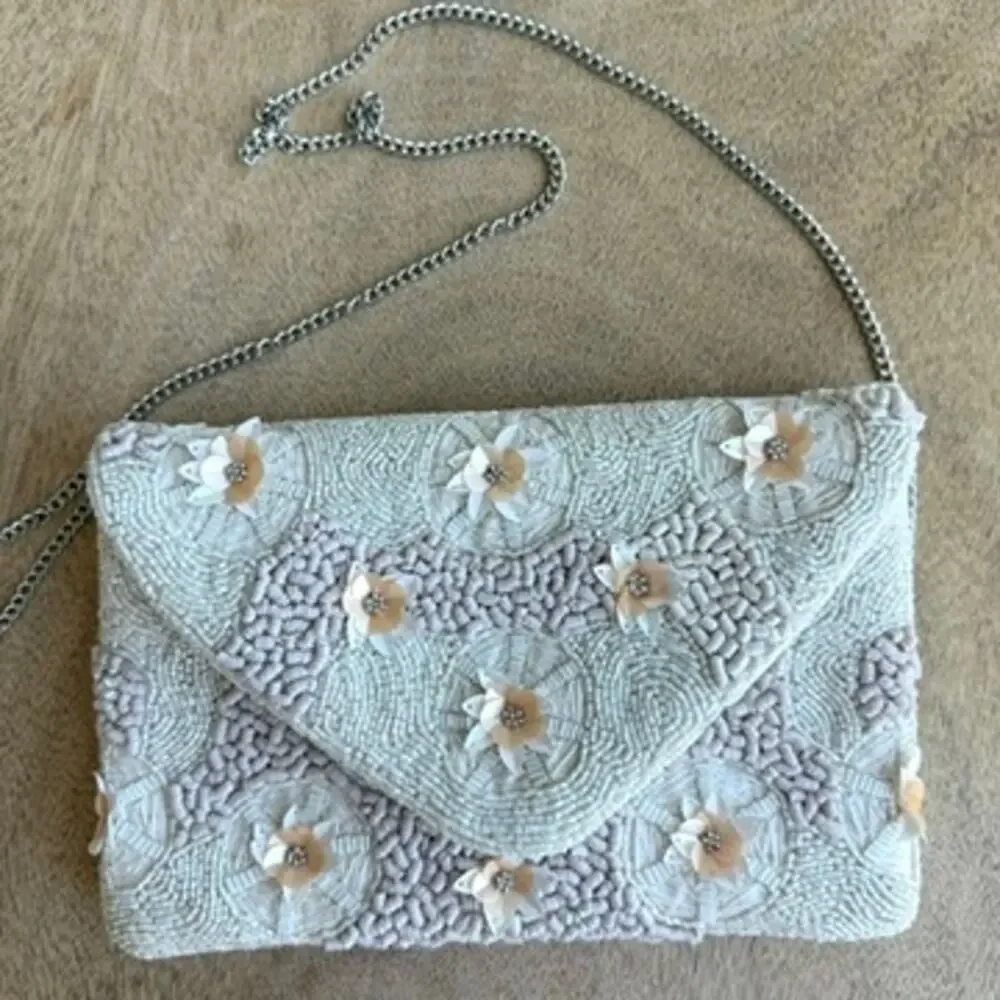 Maria Victoria Beaded Floral Clutch Shoulder Bag‎ Ivory Cream Embellished Floral